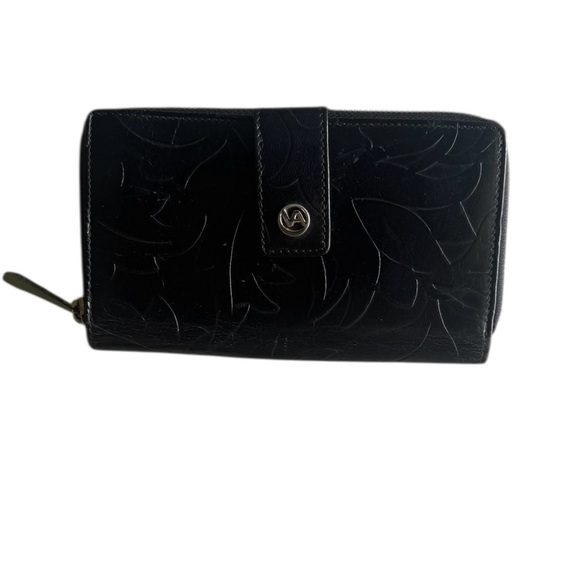 Valentina Made In Italy Genuine LeatherBlack Floral Leaf Pattern Wallet